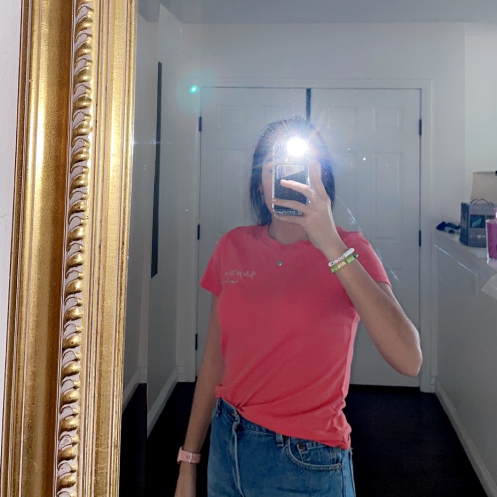 Coral/red graphic tee